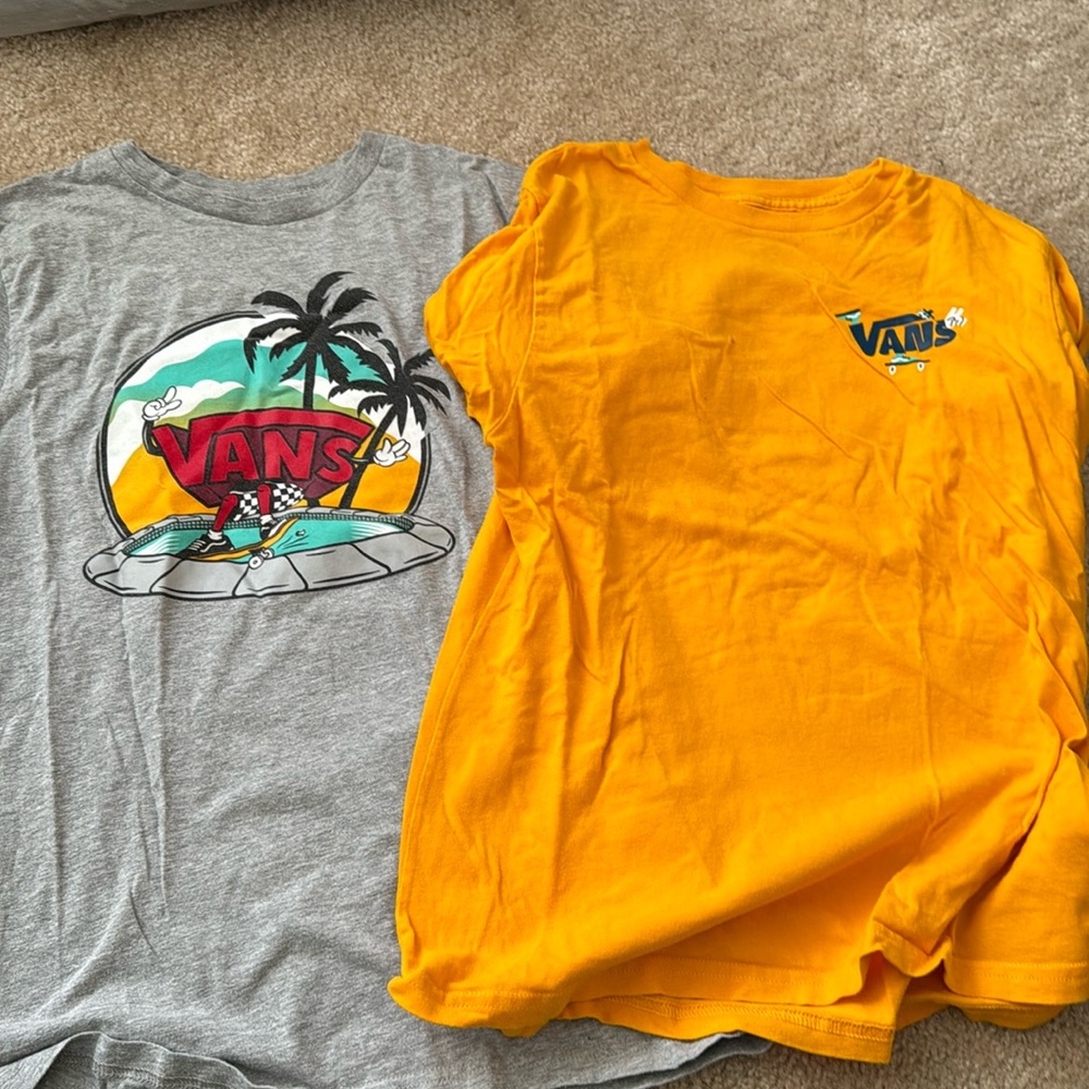 Two boys T-shirts